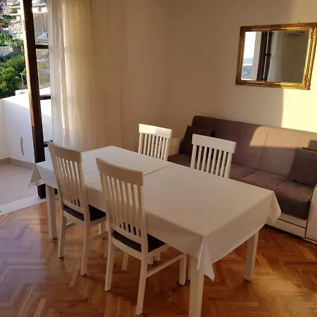 Anet With Free Parking Apartment *