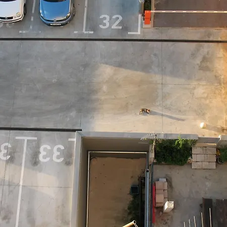 Anet With Free Parking Apartment *