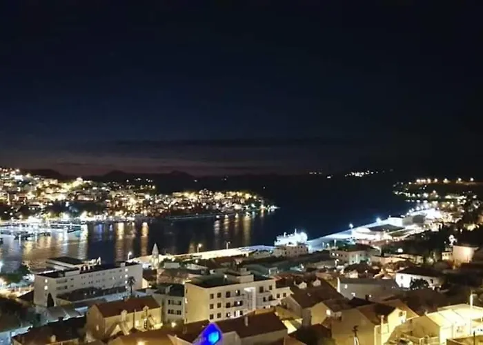 Διαμέρισμα Anet With Free Parking Ντουμπρόβνικ