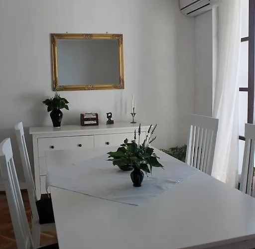 Anet With Free Parking דירה *